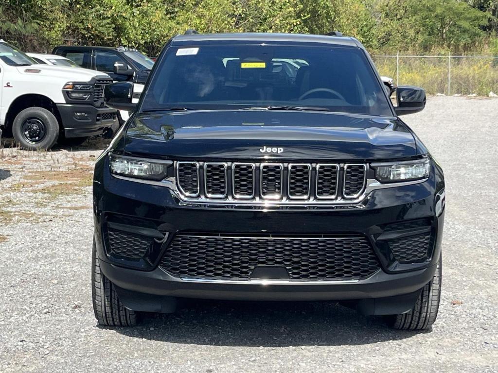 new 2025 Jeep Grand Cherokee car, priced at $40,435