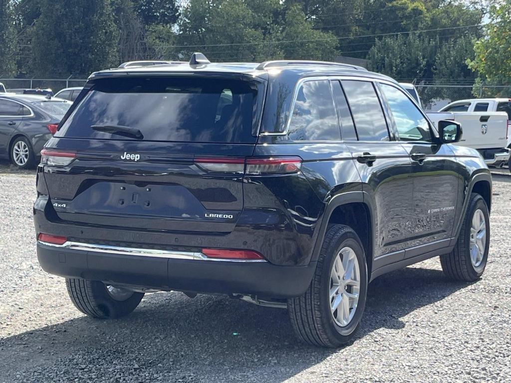 new 2025 Jeep Grand Cherokee car, priced at $40,435