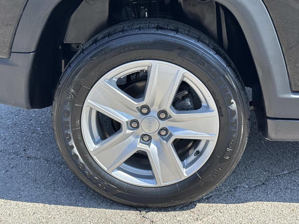 used 2022 Jeep Compass car, priced at $21,300
