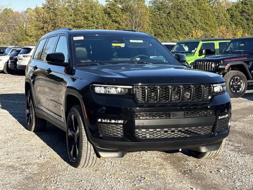 new 2025 Jeep Grand Cherokee L car, priced at $60,530