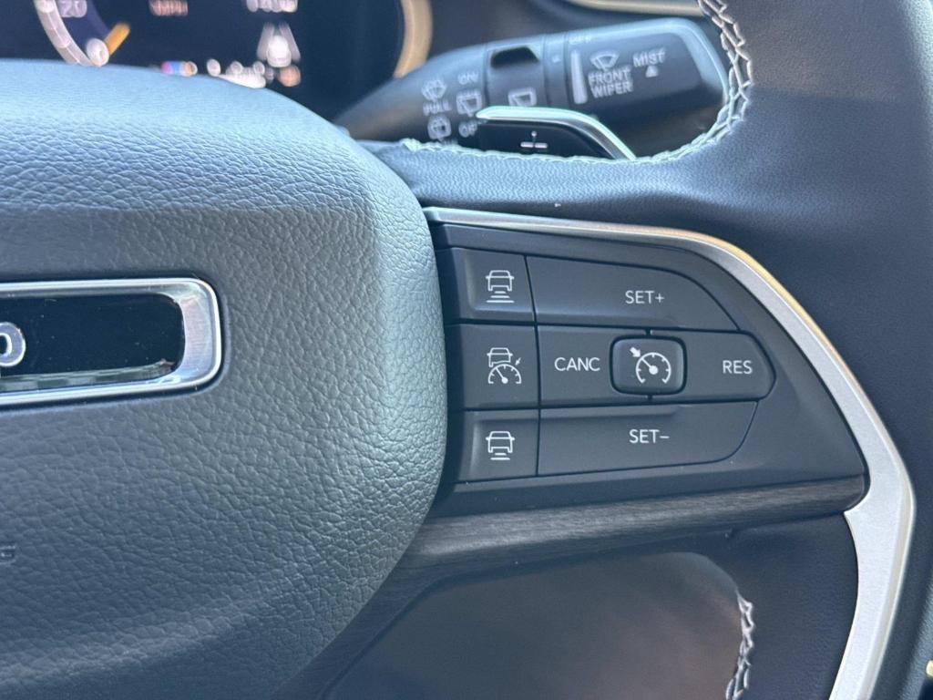 new 2025 Jeep Grand Cherokee L car, priced at $60,530