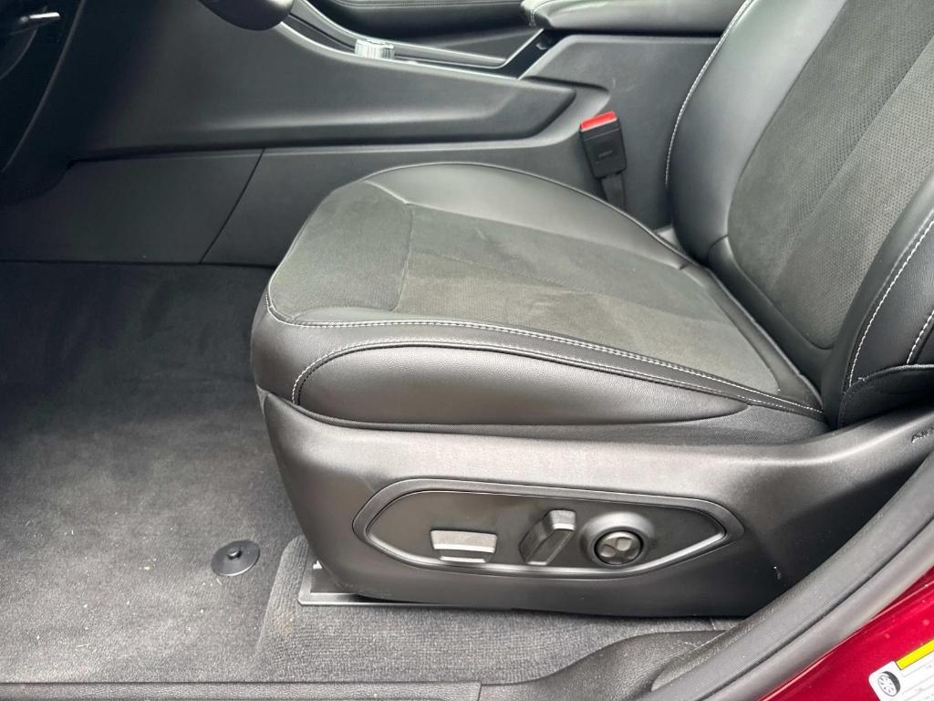 new 2025 Jeep Grand Cherokee car, priced at $40,505