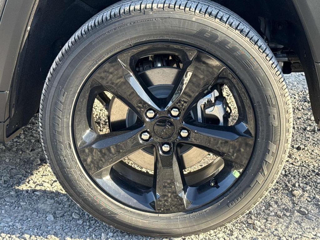 new 2025 Jeep Grand Cherokee L car, priced at $55,422