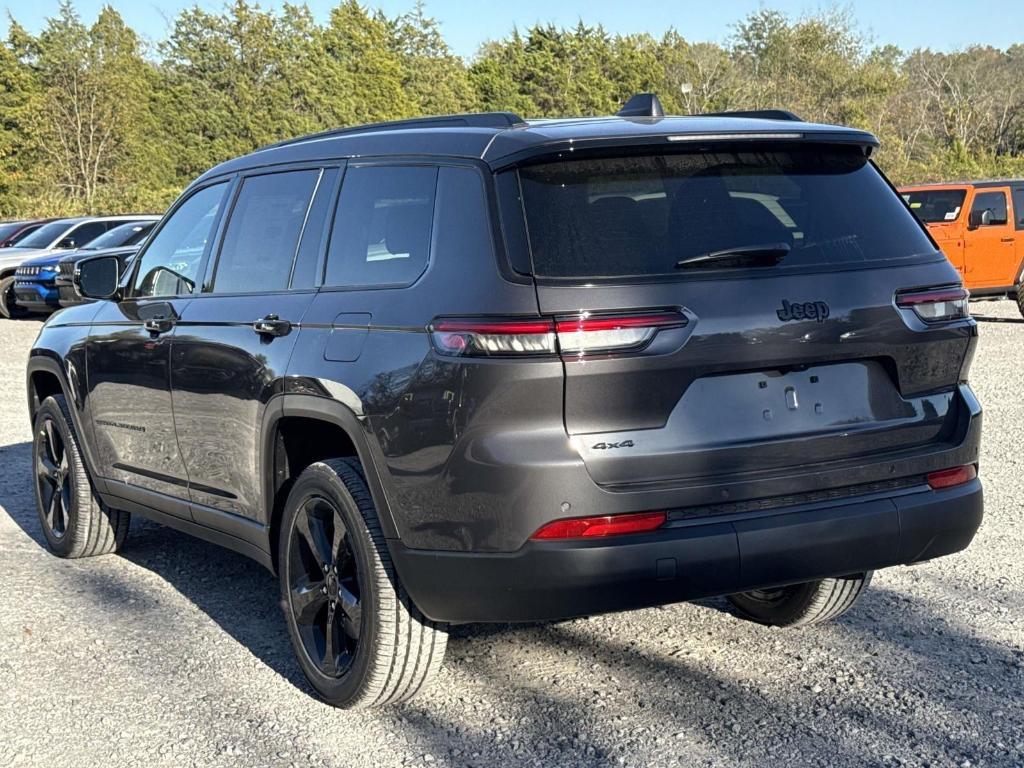 new 2025 Jeep Grand Cherokee L car, priced at $55,422