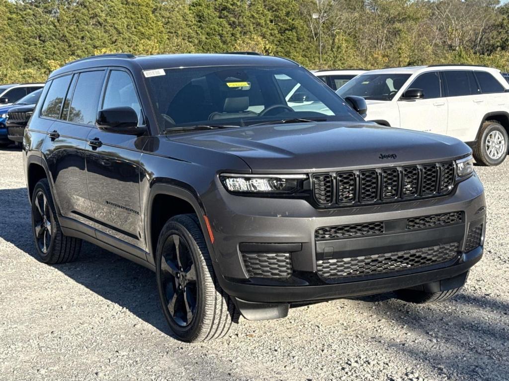 new 2025 Jeep Grand Cherokee L car, priced at $55,422