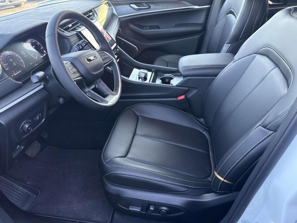 new 2025 Jeep Grand Cherokee L car, priced at $55,422