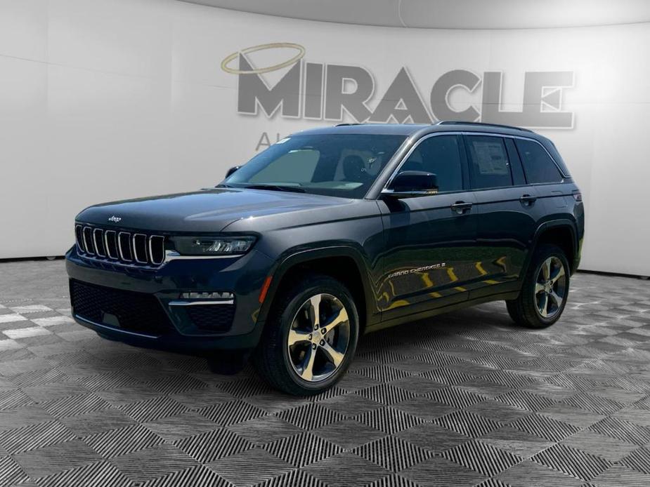 new 2024 Jeep Grand Cherokee car, priced at $49,500