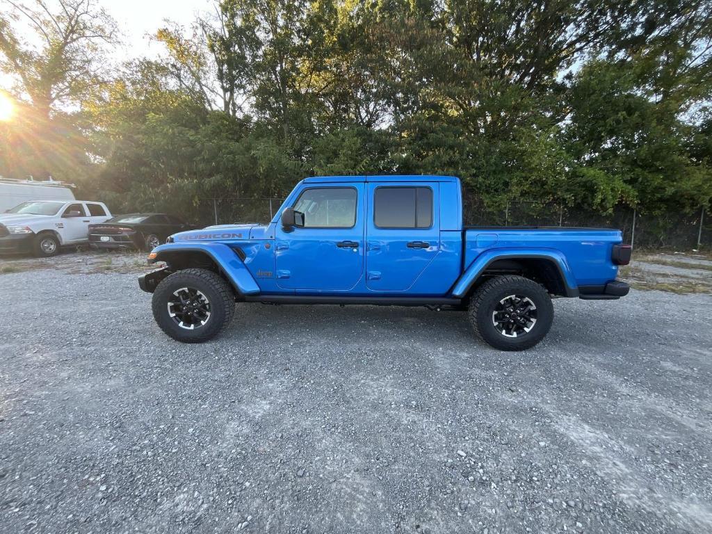 new 2025 Jeep Gladiator car, priced at $56,506