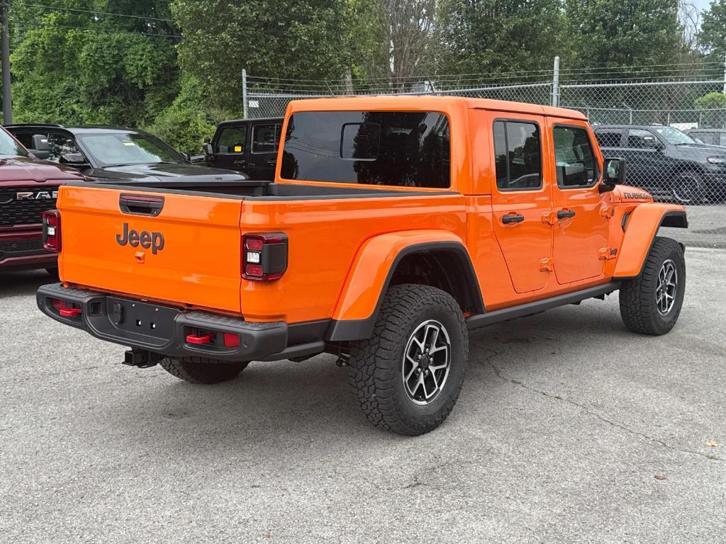 new 2025 Jeep Gladiator car, priced at $55,006