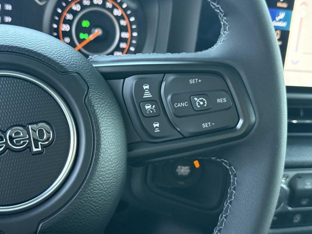 new 2026 Jeep Wrangler car, priced at $43,698