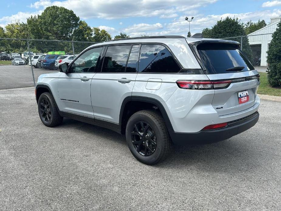 new 2024 Jeep Grand Cherokee car, priced at $41,500