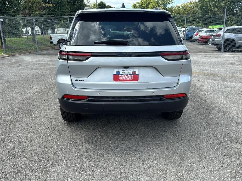 new 2024 Jeep Grand Cherokee car, priced at $41,500