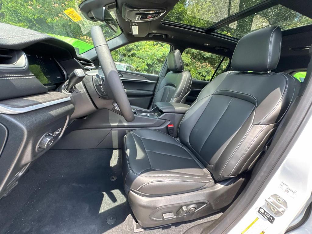 new 2025 Jeep Grand Cherokee L car, priced at $45,368