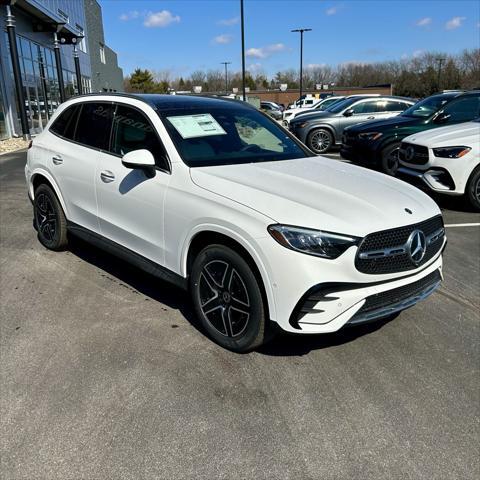 new 2025 Mercedes-Benz GLC 300 car, priced at $60,250