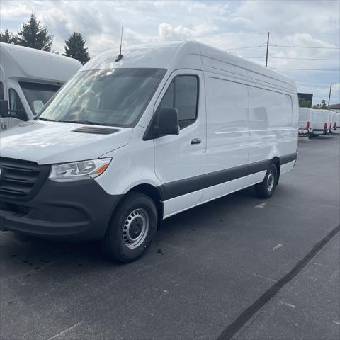 new 2025 Mercedes-Benz Sprinter 2500 car, priced at $67,606