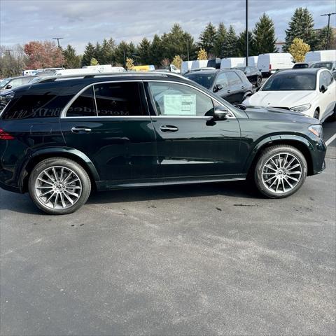 new 2025 Mercedes-Benz GLE 450 car, priced at $82,600