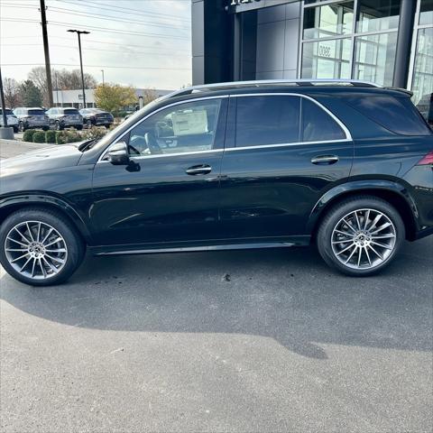 new 2025 Mercedes-Benz GLE 450 car, priced at $82,600