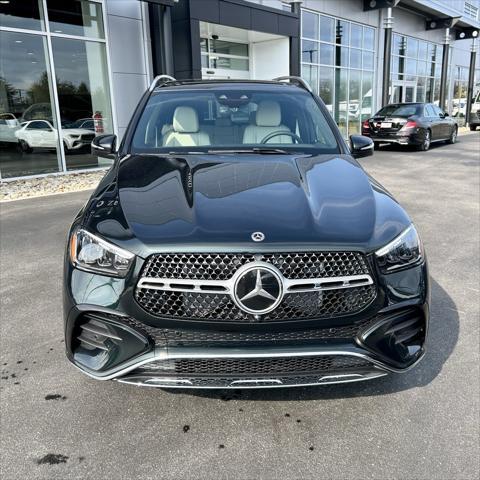 new 2025 Mercedes-Benz GLE 450 car, priced at $82,600