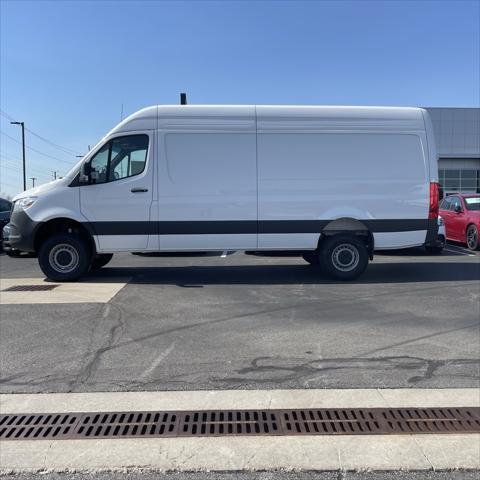 new 2024 Mercedes-Benz Sprinter 2500 car, priced at $73,718