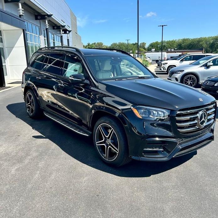 new 2025 Mercedes-Benz GLS 450 car, priced at $97,030