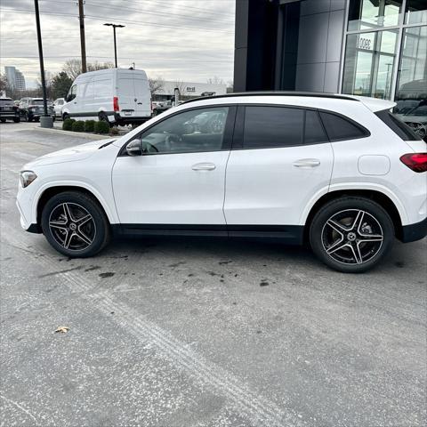 new 2025 Mercedes-Benz GLA 250 car, priced at $52,960