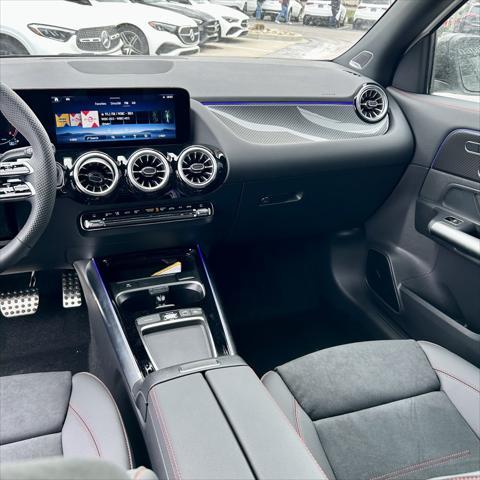 new 2025 Mercedes-Benz GLA 250 car, priced at $52,960