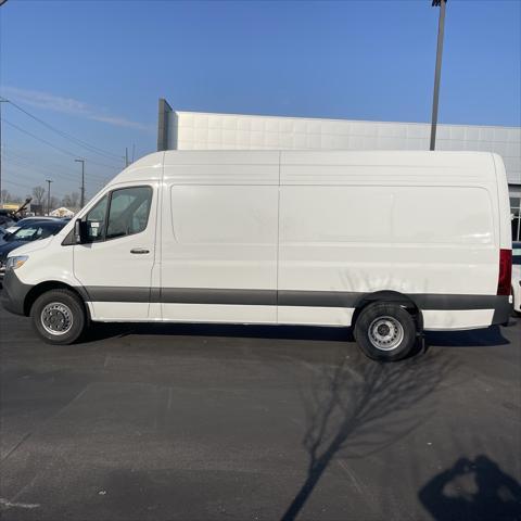 new 2024 Mercedes-Benz Sprinter 3500 car, priced at $69,805