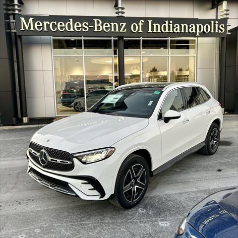 new 2025 Mercedes-Benz GLC 300 car, priced at $62,200