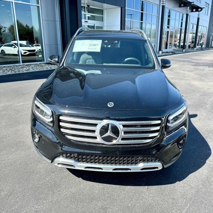 new 2024 Mercedes-Benz GLB 250 car, priced at $53,020