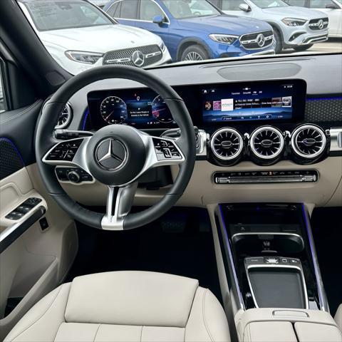 new 2025 Mercedes-Benz GLB 250 car, priced at $52,305