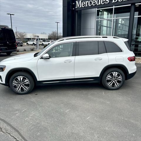 new 2025 Mercedes-Benz GLB 250 car, priced at $52,305