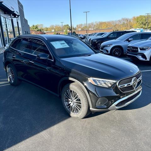 new 2025 Mercedes-Benz GLC 300 car, priced at $59,700