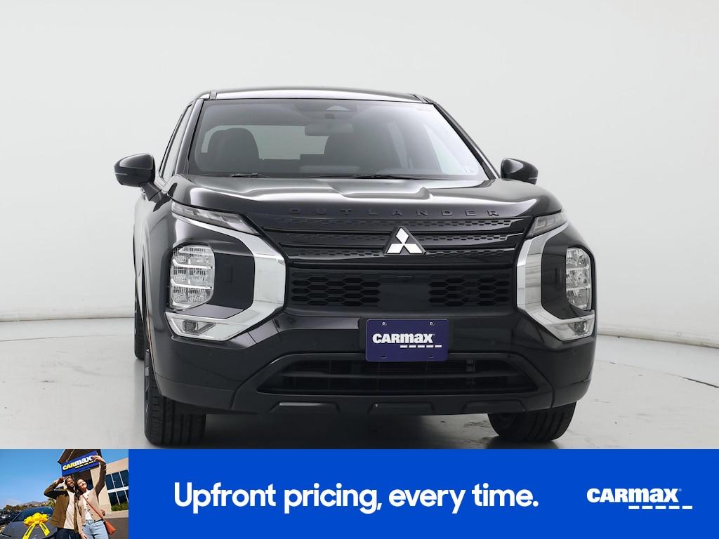 used 2023 Mitsubishi Outlander car, priced at $25,998