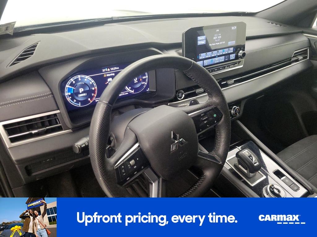 used 2023 Mitsubishi Outlander car, priced at $25,998