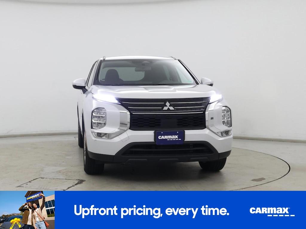 used 2023 Mitsubishi Outlander car, priced at $21,998