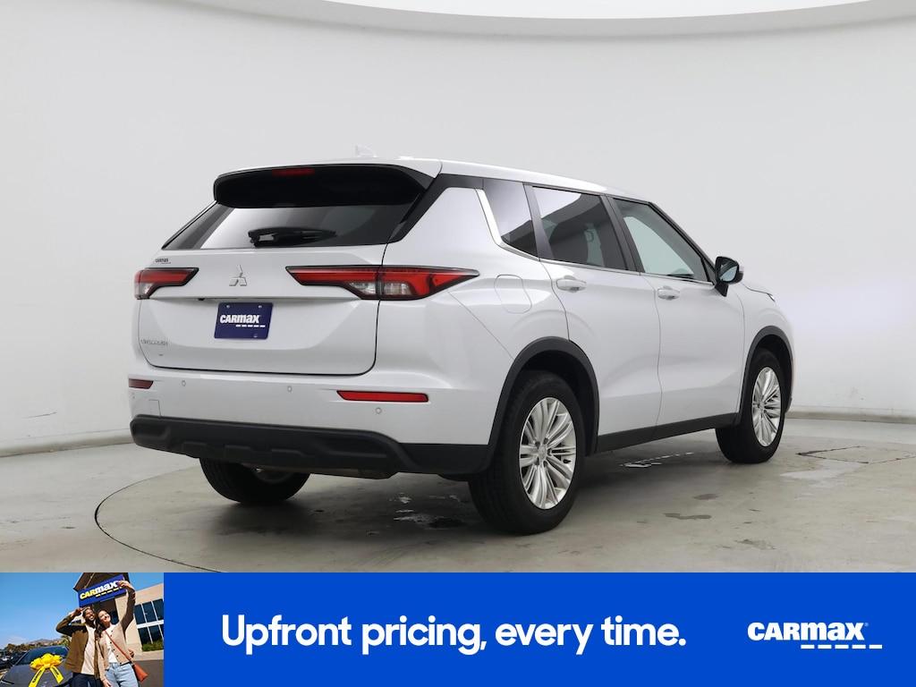 used 2023 Mitsubishi Outlander car, priced at $21,998