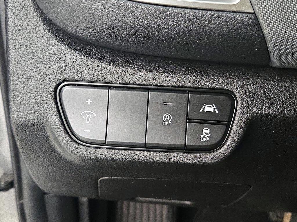 used 2023 Kia Seltos car, priced at $19,998