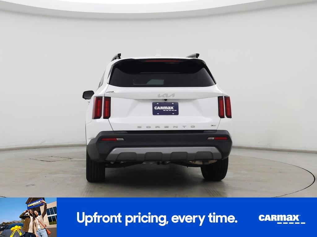 used 2023 Kia Sorento car, priced at $30,998
