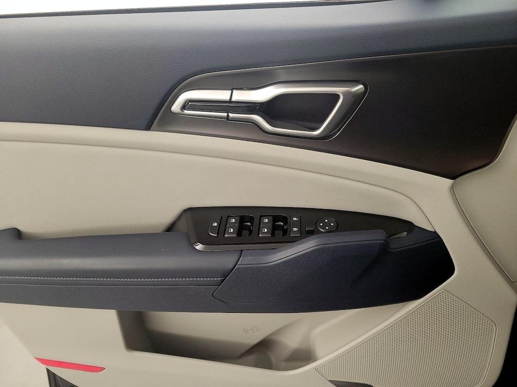 used 2023 Kia Sportage Hybrid car, priced at $33,998