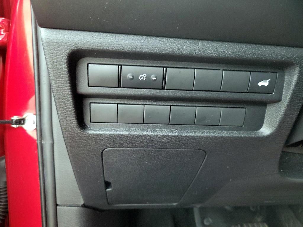 used 2024 Mitsubishi Outlander car, priced at $24,998