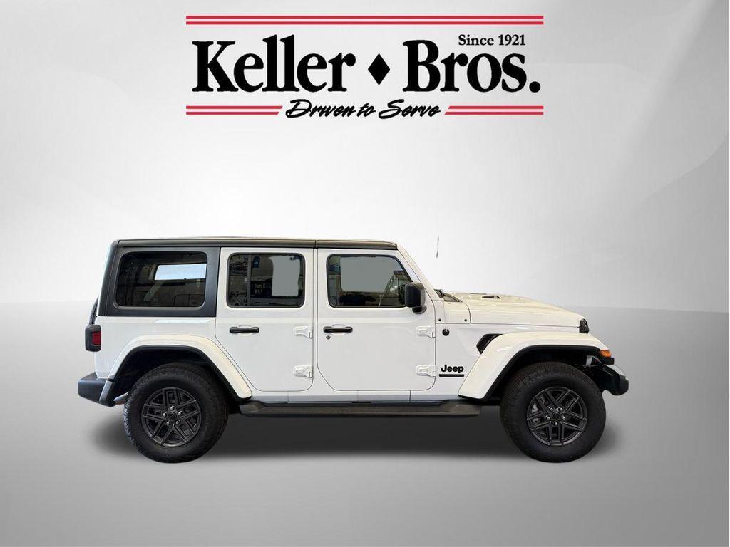 used 2021 Jeep Wrangler Unlimited car, priced at $31,991