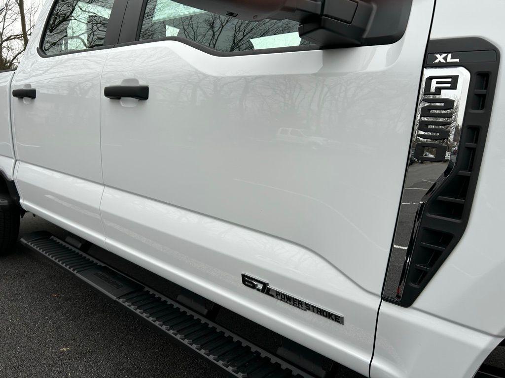 new 2024 Ford F-250 car, priced at $67,430