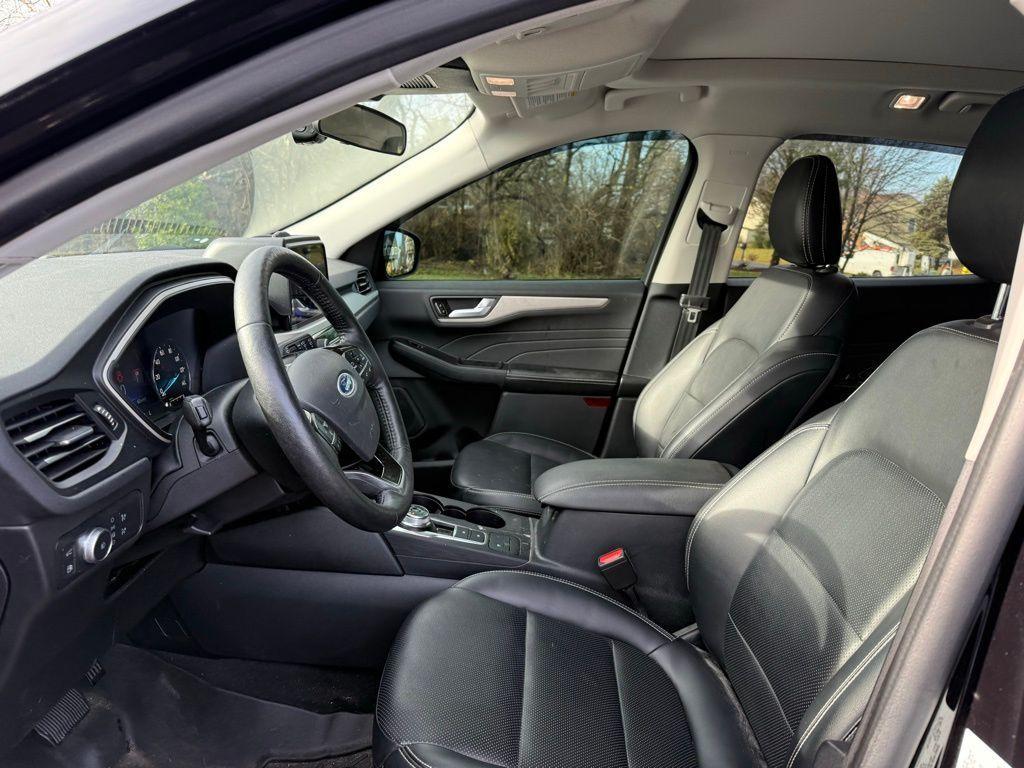 used 2021 Ford Escape car, priced at $25,652