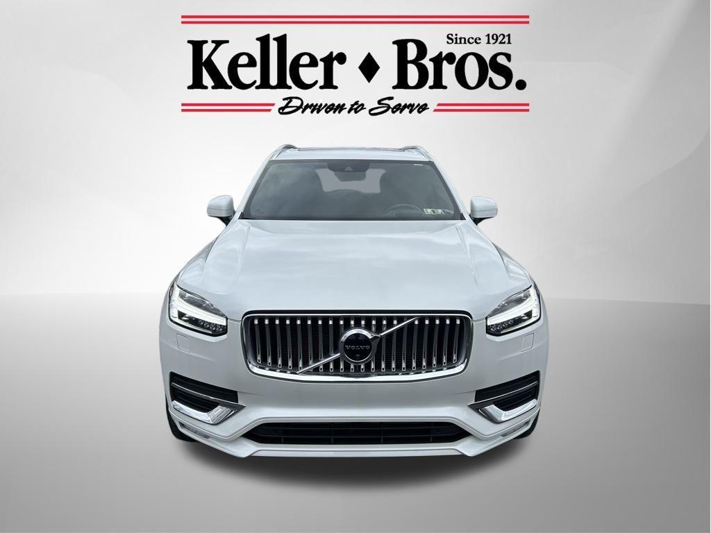 used 2022 Volvo XC90 car, priced at $43,995