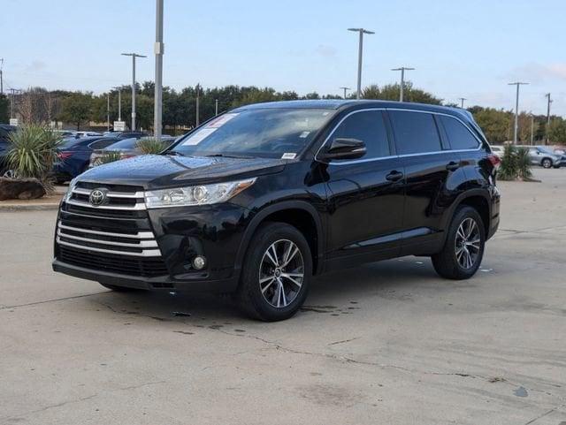 used 2019 Toyota Highlander car, priced at $23,491