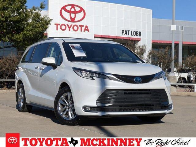 used 2022 Toyota Sienna car, priced at $46,982