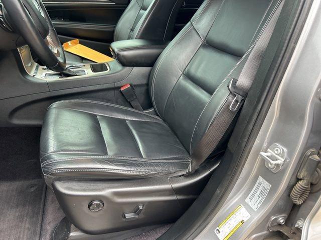 used 2017 Jeep Grand Cherokee car, priced at $12,936