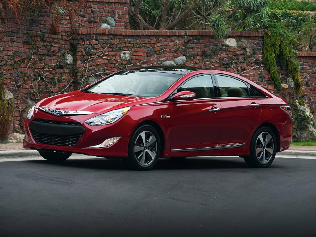 used 2014 Hyundai Sonata Hybrid car, priced at $8,481