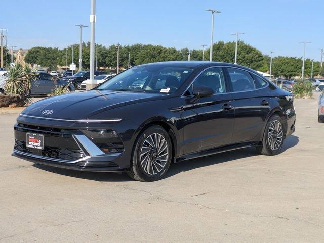 used 2024 Hyundai Sonata Hybrid car, priced at $25,593