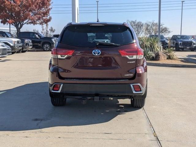 used 2019 Toyota Highlander Hybrid car, priced at $31,681